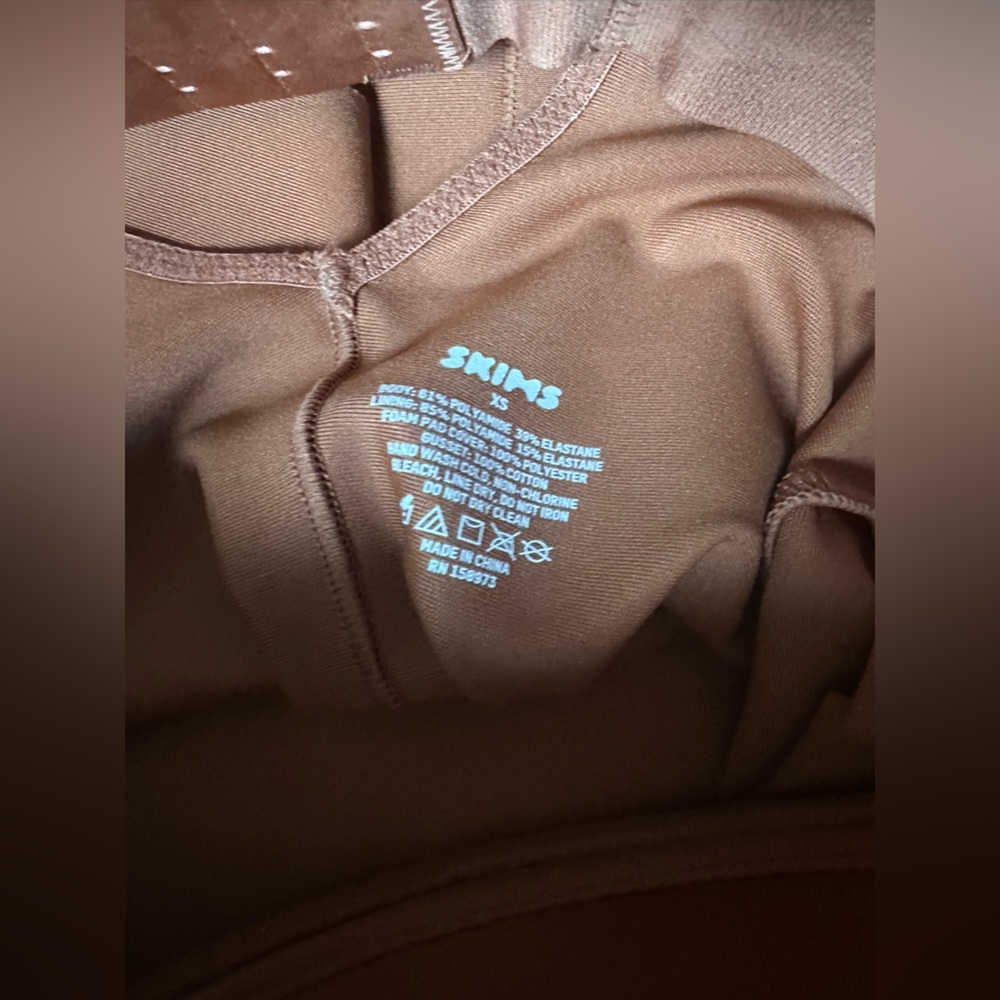 Skims underwire thong bodysuit - Picture 3 of 3